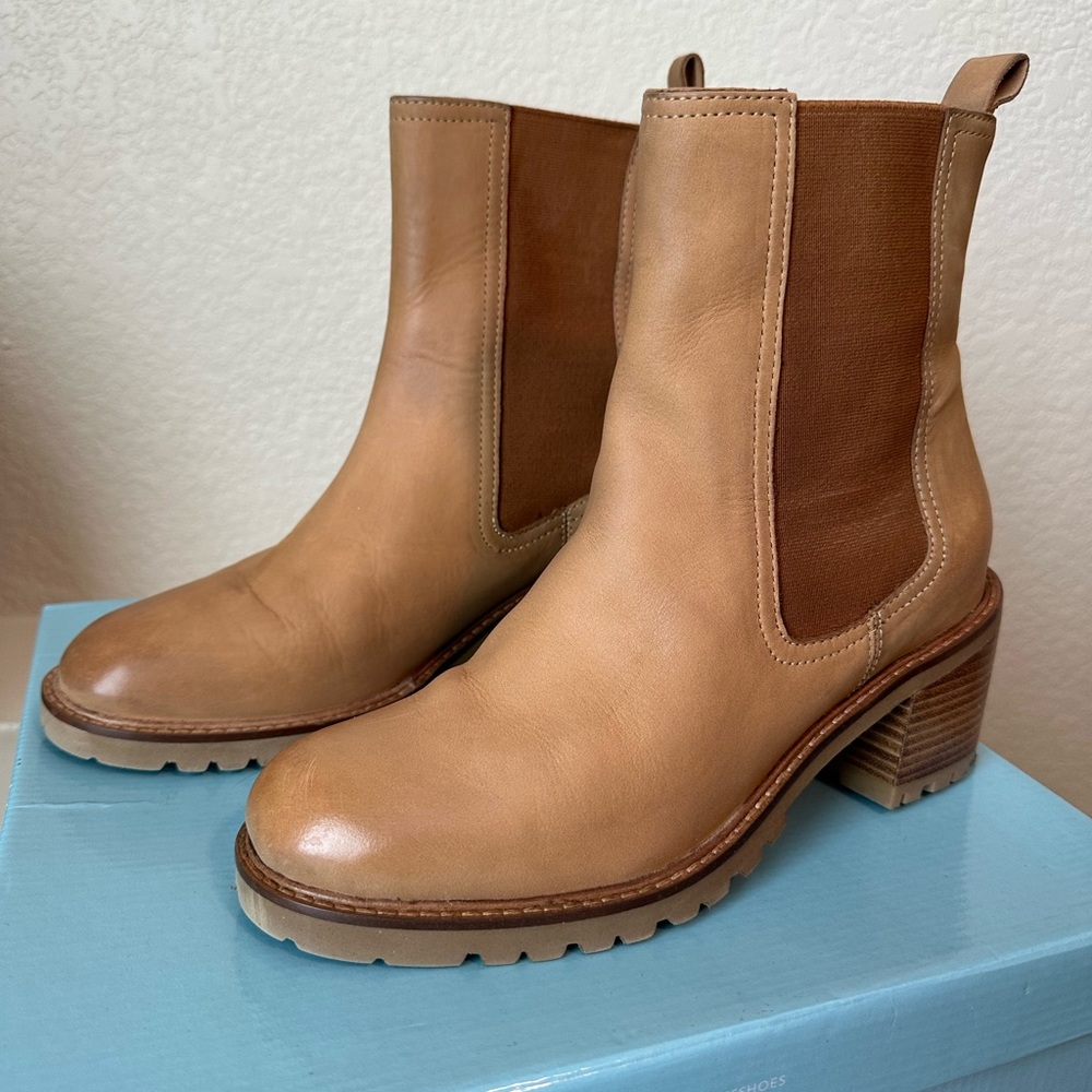 Seychelles Far-Fetched Nubuck boots
